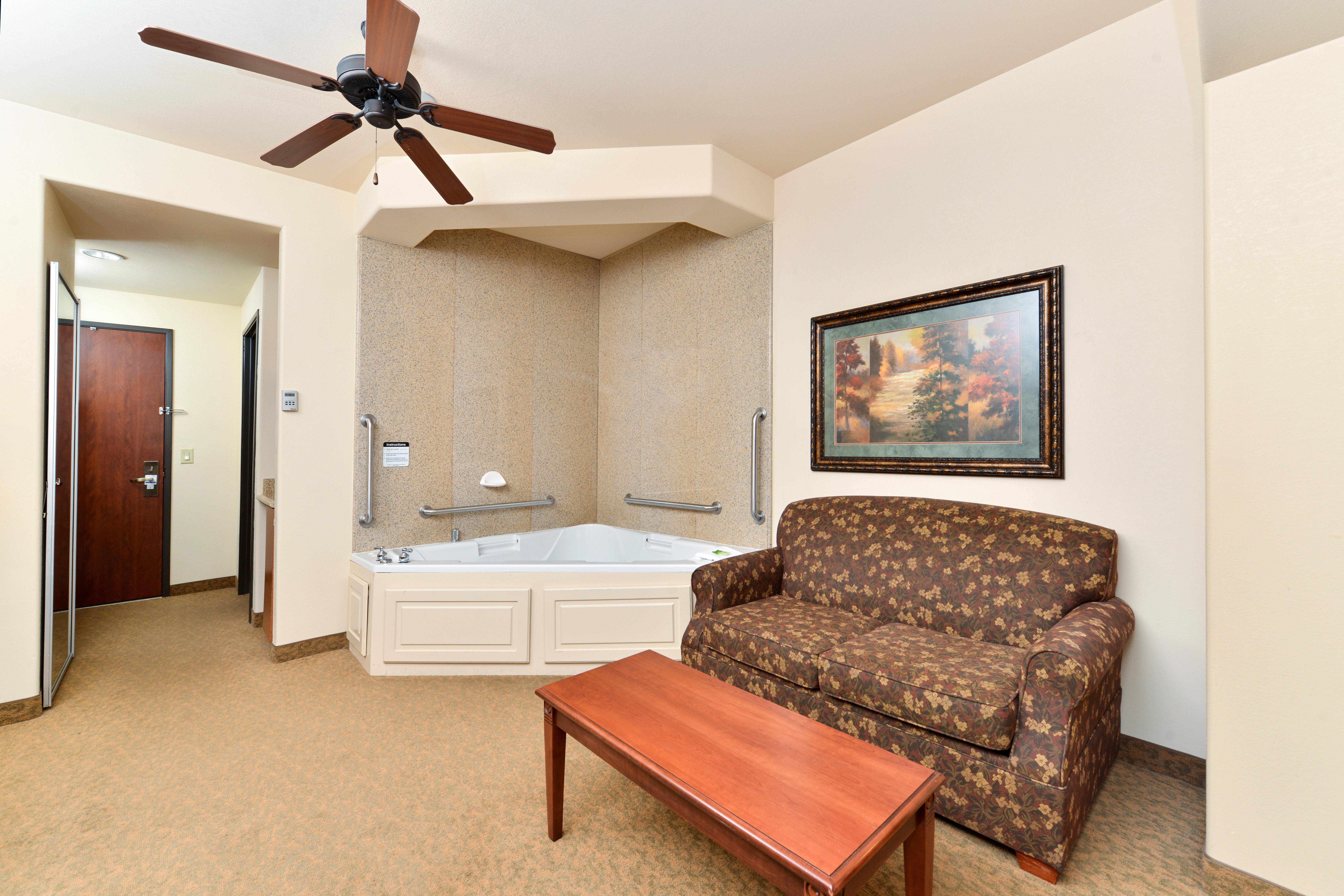 Holiday Inn Express Hotel & Suites Las Cruces By Ihg Exterior photo